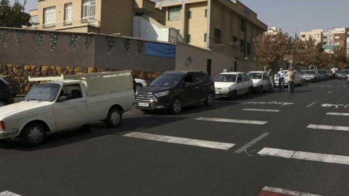 İran'da siber saldırı nedeniyle benzin kuyrukları oluştu