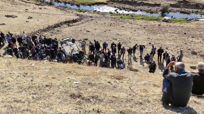 Bingöl’de feci kaza: 3 ölü 3 yaralı