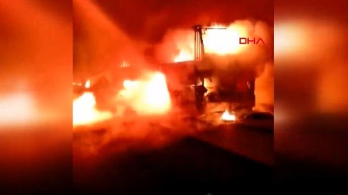 Osmaniye'de yolcu otobüsü alev alev yandı!