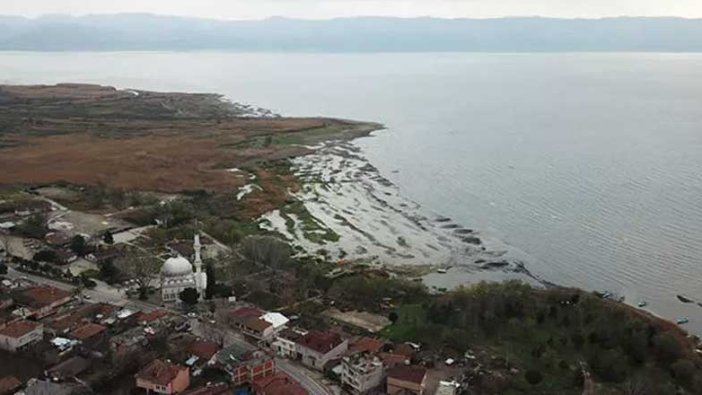 İznik Gölü'nde çekilme arttı!