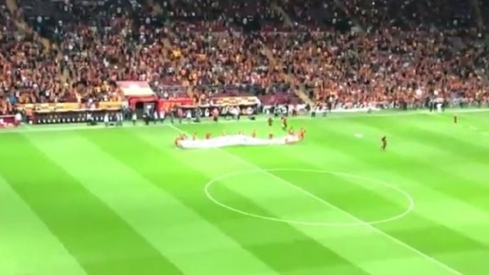 Galatasaray'dan Fenerbahçe'ye Şampiyonlar Ligi göndermesi