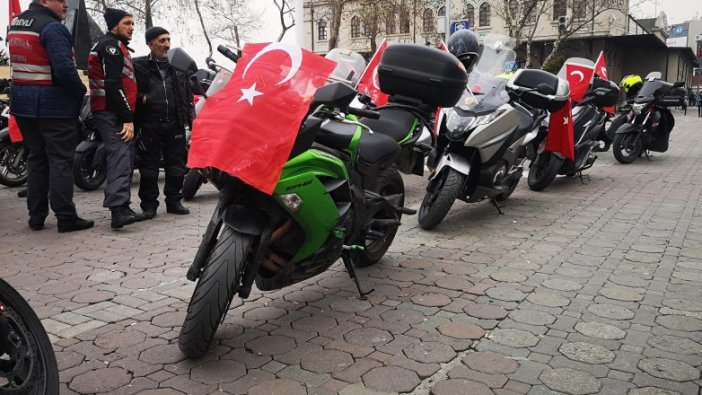 Kadıköy'de motosikletli Doğu Türkistan eylemi