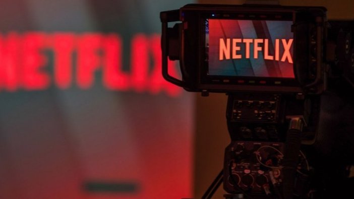 Sosyal medya fenomeni Murat Övüç "Nekşfliş" dedi; Netflix Türkiye adını değiştirdi
