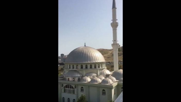 İzmir'de cami hoparlörlerinden Çav Bella çalındı