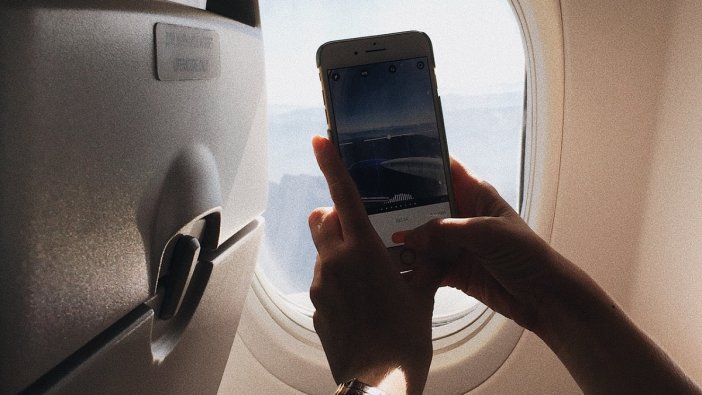 Uçaklarda telefonlarımız neden kapalıdır?