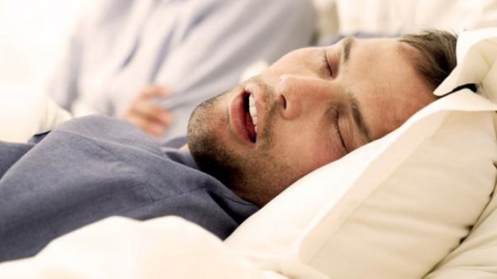 Uyku apnesi "hipertansiyon" riskini iki kat artırıyor