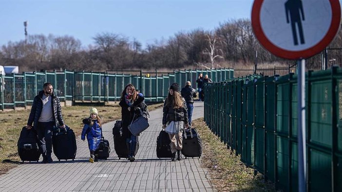 AB'den 4 milyon Ukraynalı mülteciye yeşil ışık