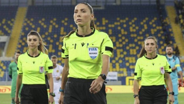 Süper Lig'deki 3 maçta kadın hakem görev alacak