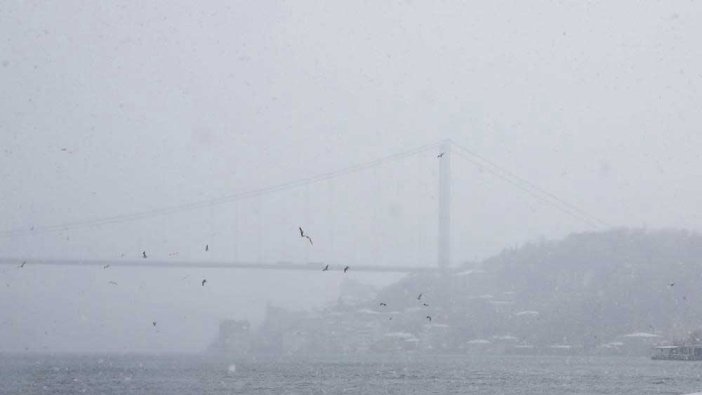 İstanbul Boğazı’nda geçişler çift yönlü olarak kapatıldı
