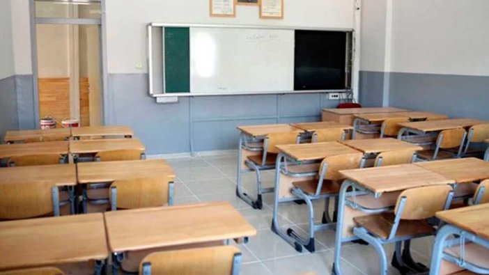 İzmir'de skandal talimat: Okul müdürü karma eğitime son verdi