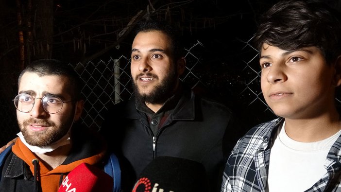 Türk bayrağını göndere çeken 3 genç tepede mahsur kaldı