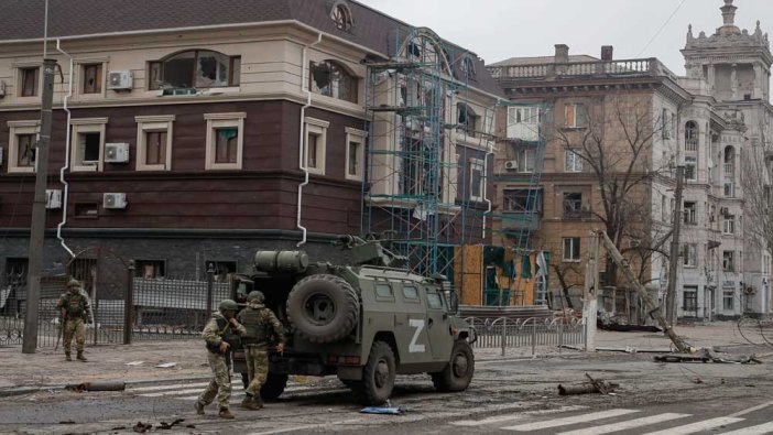 Rusya saldırılarını yoğunlaştırırken, Mariupol için kritik saatler başladı