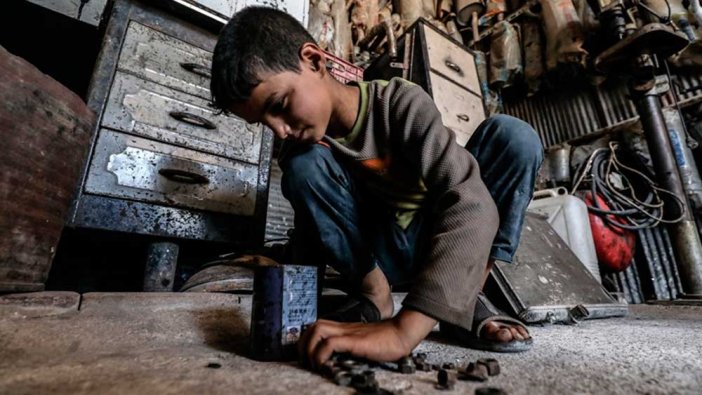 8 yılda 556 çocuk işçi öldü! 23 Nisan’da milyonlarcası çalışmaya devam edecek