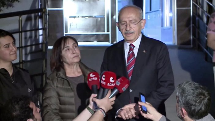 Kemal Kılıçdaroğlu dört aydır elektriği kesik aileyi ziyaret etti