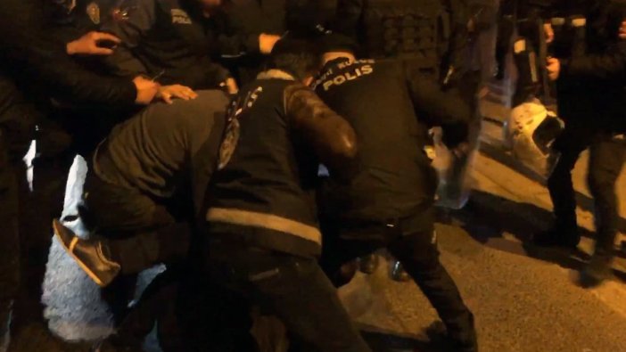 Kadıköy'de Fenerbahçelilere gözaltı