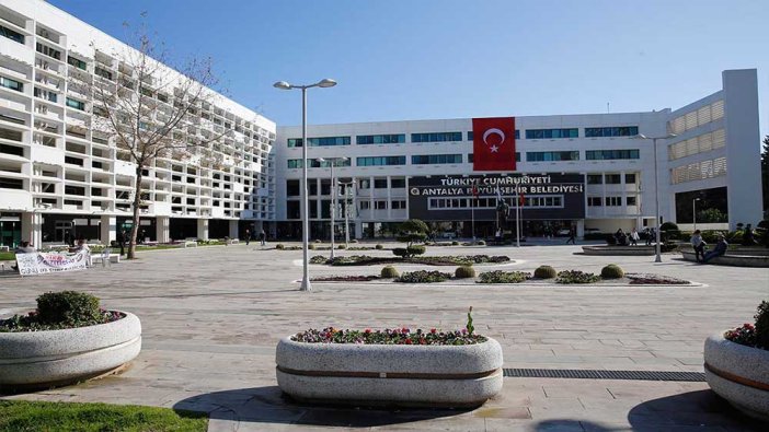 Antalya Büyükşehir Belediyesi personel alıyor