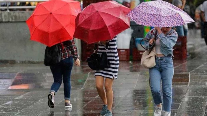 İstanbul, Ankara ve birçok il için alarm verildi! Sağanak yağış 10 gün sürecek