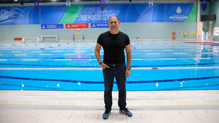 Renay Onur, Komşu'dan Türkiye'ye yüzecek