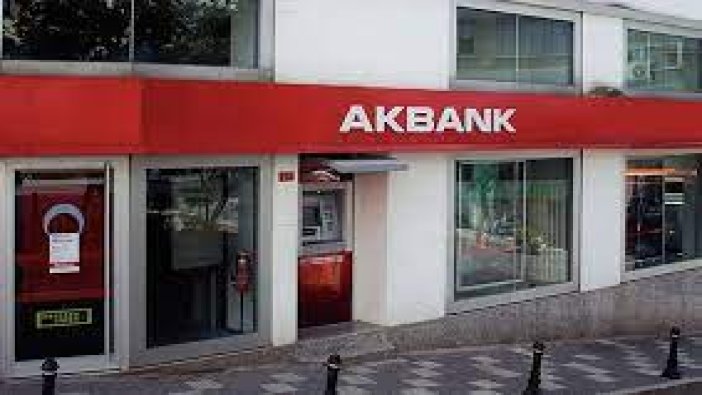 Akbank mobil çöktü mü? Soruna ilişkin ilk açıklama geldi