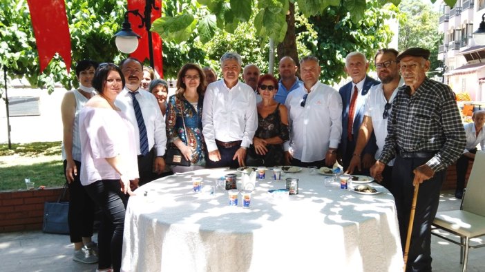İYİ Parti Muğla Yörük geleneği ile bayramlaştı
