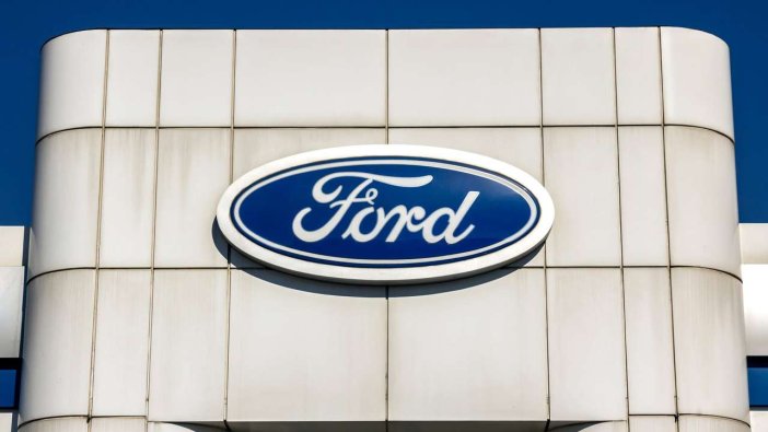 Ford Motor 8 bine yakın kişiyi işten çıkarmaya hazırlanıyor