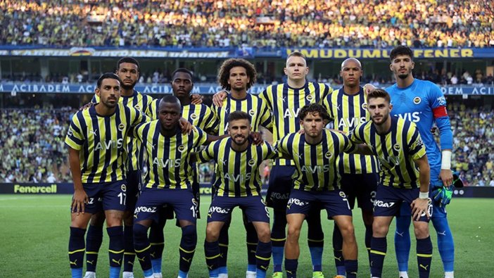 Fenerbahçe'nin kamp kadrosu belli oldu