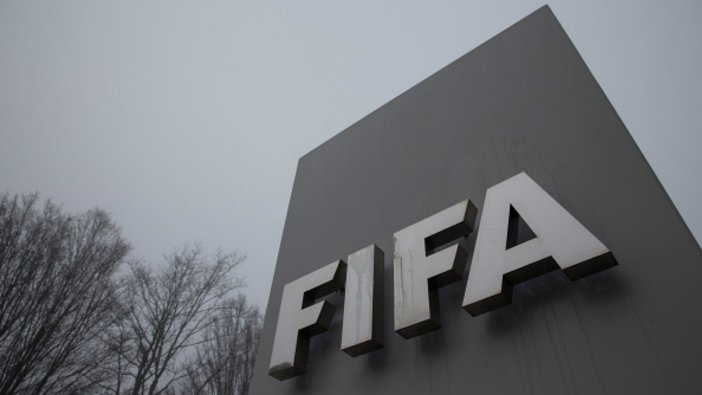 FIFA  o ülkenin üyeliğini askıya aldı