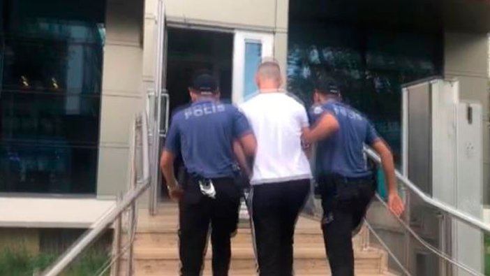 Kadıköy'de bıçak dehşeti yaşatmıştı: İki kişiyi yaralayan saldırgan tutuklandı