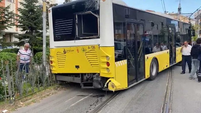 Güngören'de tramvay yolunda İETT aracı kaza yaptı!