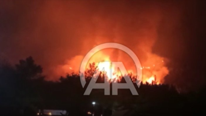 Marmaris’teki yangına karadan müdahale: Ciğerlerimiz yanmaya devam ediyor