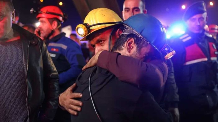 Türk Eczacıları Birliği yaşanan maden faciası nedeniyle Ankara mitingini erteledi