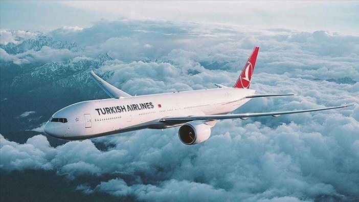 Uçak, kalp krizi geçiren yolcu için İstanbul'a geri döndü