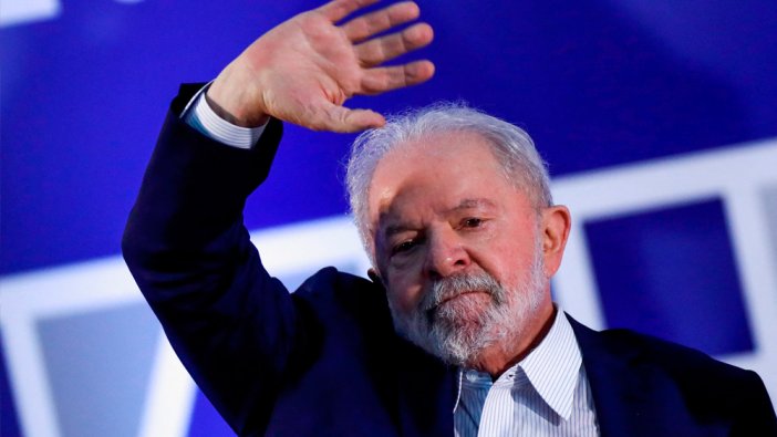 Brezilya’nın eski devlet başkan Lula seçimde zafere ulaştı