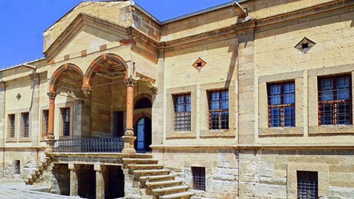 Kapadokya Üniversitesi 12 Öğretim Görevlisi ve Araştırma Görevlisi alıyor