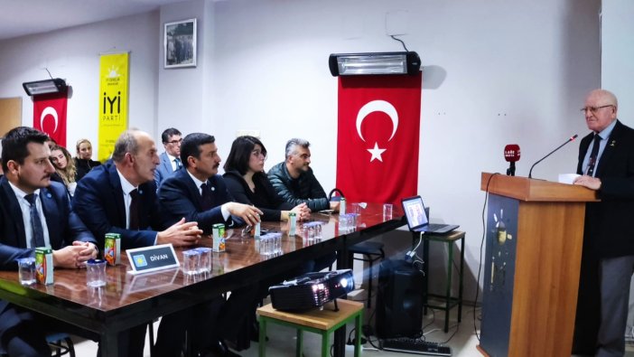 İYİ Parti Orhangazi İlçe Başkanlığı 'Atatürk Döneminde Orhangazi' Konferansı düzenledi