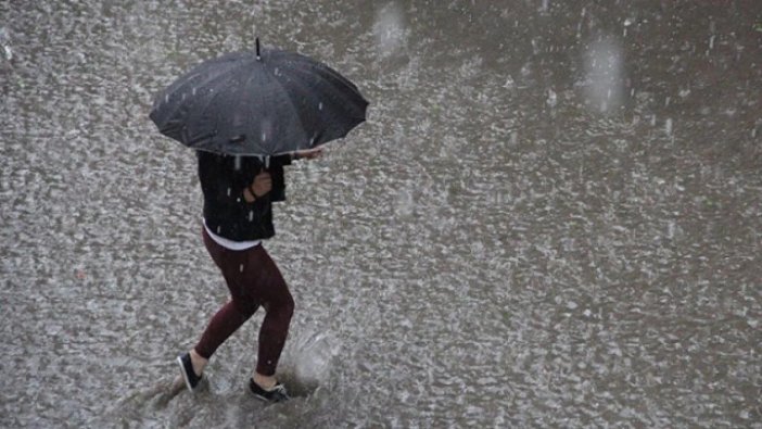 Uzmanlar uyardı! İstanbul'da kuvvetli sağanak yağış