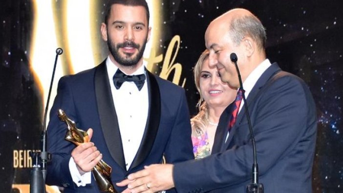 Lübnan'dan 'Yılın En İyi Erkek Oyuncusu' ödülü!
