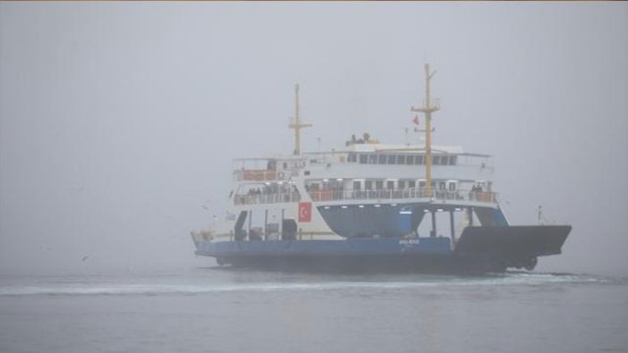 Çanakkale’de gemi geçişlerine sis engeli!