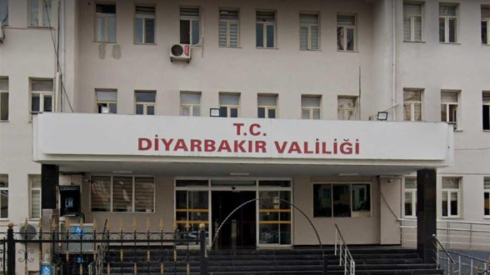 Diyarbakır Valiliği duyurdu: 2 polis açığa alındı