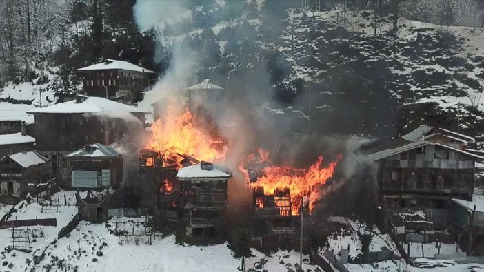 Rize’de yangın: Çevredeki evlere de sıçradı!