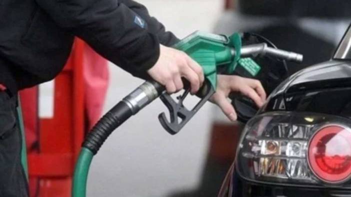 Araç sahipleri dikkat! Akaryakıt fiyatları zamlandı! İşte benzin, motorin ve LPG'de yeni tarife