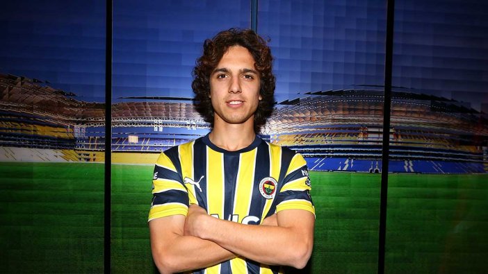Fenerbahçe Emre Demir'i resmen açıkladı