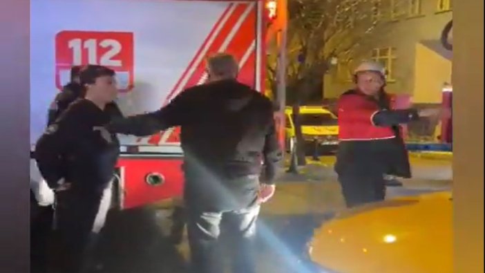 İstanbul'da pes dedirten olay! Yangına aldırış etmeden itfaiyecilerle tartıştı: İşine engel oldu