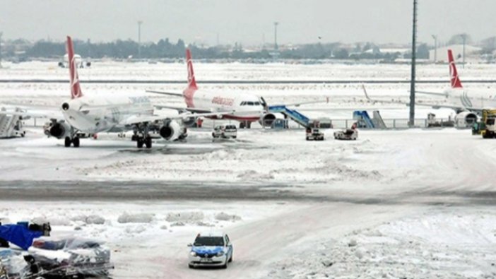 Sabiha Gökçen'de uçuşlara kar düzenlemesi!