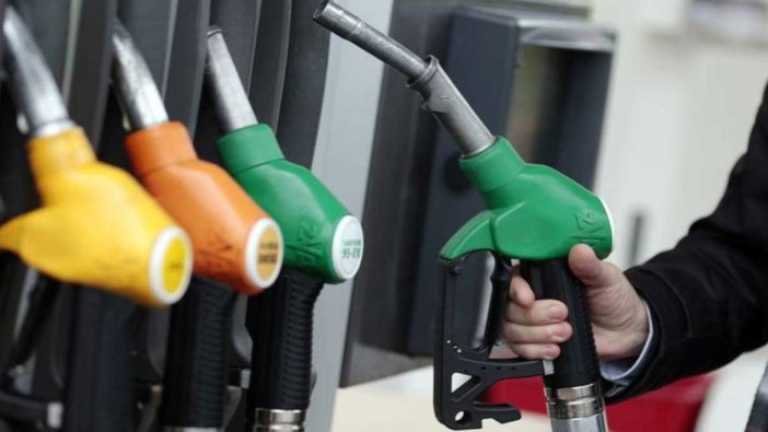 Akaryakıt fiyatları yeniden değişiyor! Benzin ve motorine rekor zam gelecek