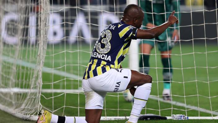 Gol kralı Valencia coştu: Fenerbahçe sahasında Konyaspor'u ezip geçti