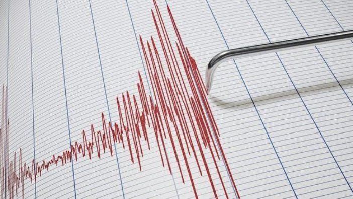 İzmir'de 4.1 büyüklüğünde deprem!