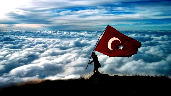 Mehmet Akif Ersoy rahmetle anıldı: İstiklal Marşı’nın kabulünün 102. yılı!