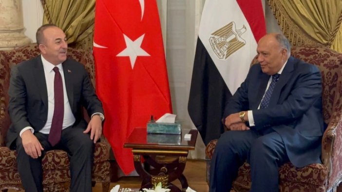 Bakan Mevlüt Çavuşoğlu Mısır’a kritik ziyarete bulundu.. Çavuşoğlu: Diplomatik ilişkileri en üst düzeye çıkaracağız