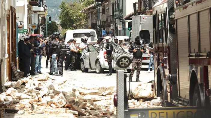 Ekvador'da 6,7 büyüklüğünde deprem! Can kaybı 12'ye çıktı